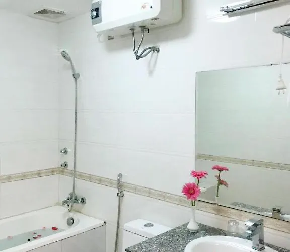 Paradis Khách sạn 2*
