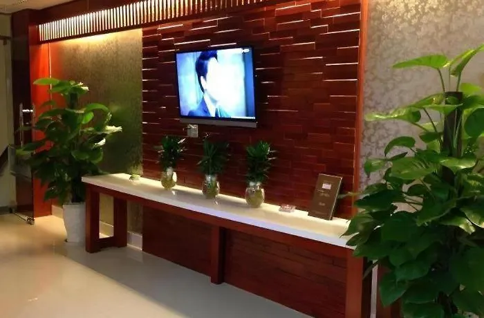 Paradis Khách sạn 2*