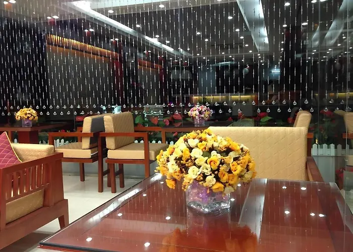Khách sạn Paradis Hạ Long